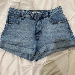 Pacsun Mom Jean Shorts size 27